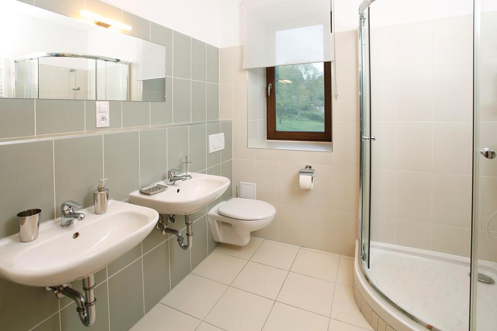 Apartman Stara Skola Vysoké nad Jizerou الغرفة الصورة