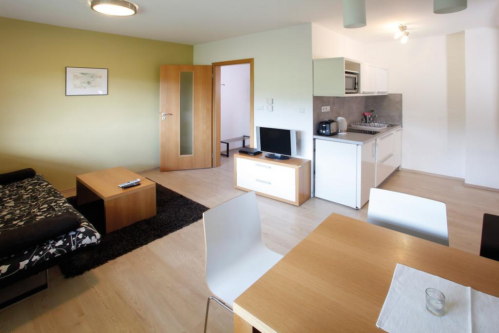 Apartman Stara Skola Vysoké nad Jizerou الغرفة الصورة